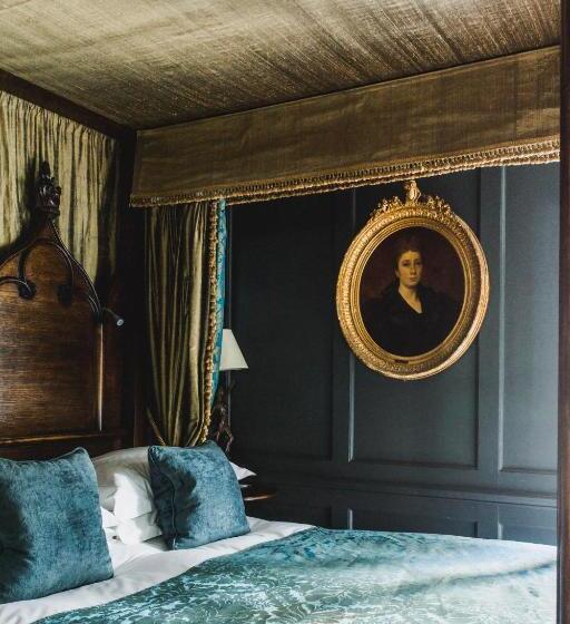 Deluxe Room, Hazlitt S