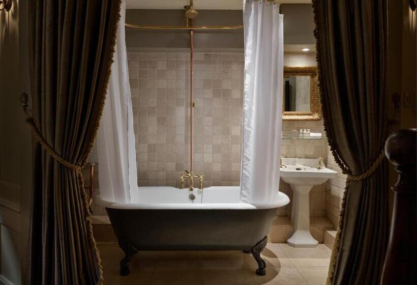 Club Single Room, Hazlitt S