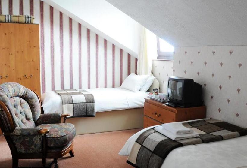 Номер Стандарт, Golden Hill Guest House