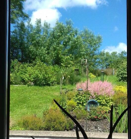 Семейный Номер, Golden Hill Guest House