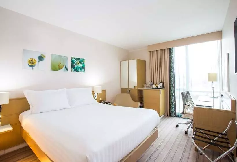 اتاق استاندارد با تخت دوبل, Hilton Garden Inn Glasgow City Centre