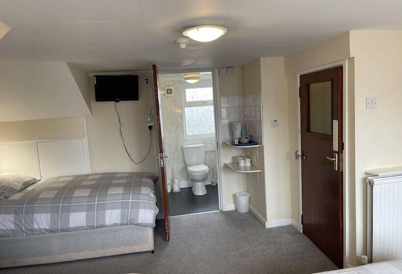 سوییت خانوادگی, Lamplighter Guesthouse