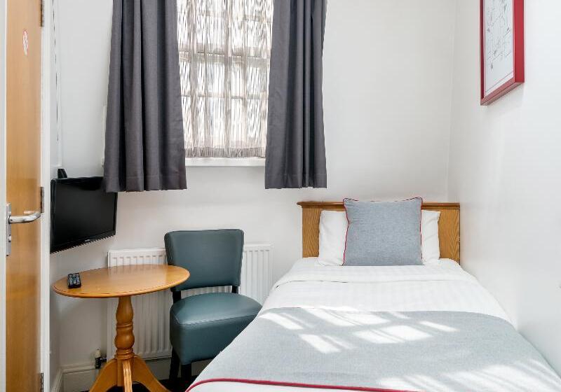 Номер Стандарт Индивидуальный, OYO Townhouse New England Victoria