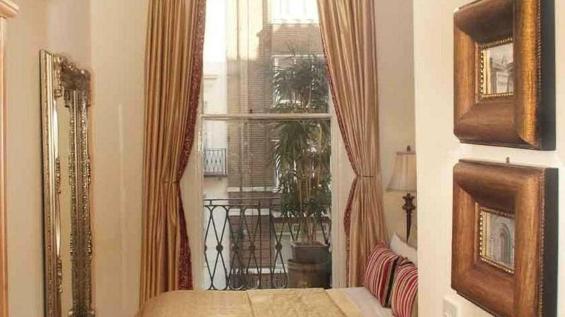 Quarto Estandar, Piccolino Hyde Park