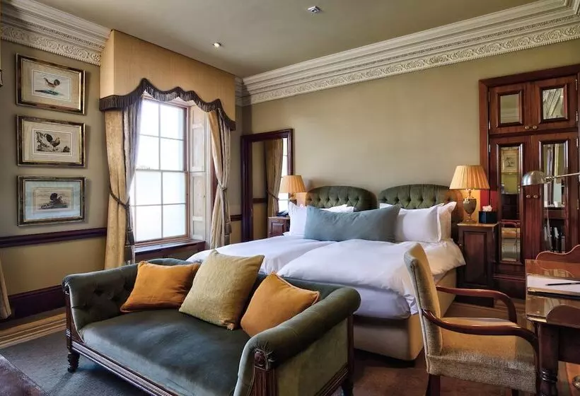 Deluxe Room, Stoke Park Country Club Spa And