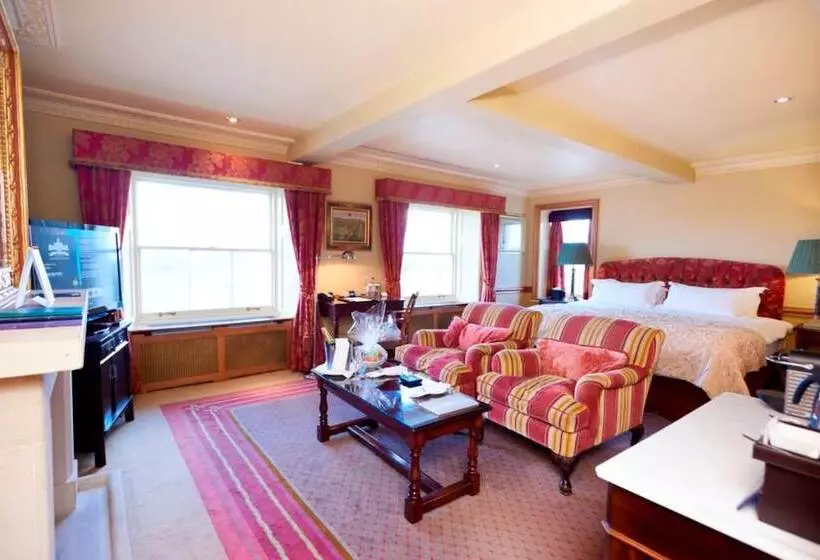 Deluxe Suite, Stoke Park Country Club Spa And