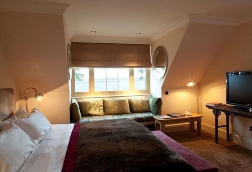 디럭스 룸, Stoke Park Country Club Spa And