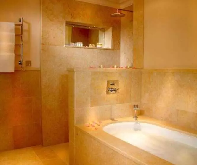 Executive Suite, Stoke Park Country Club Spa And
