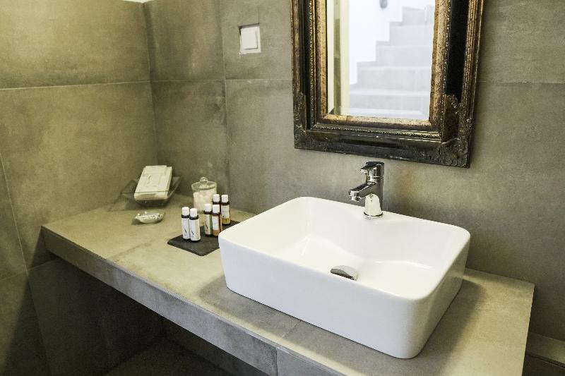 آپارتمان 2 خوابه, Seda Central Bloc Cebu