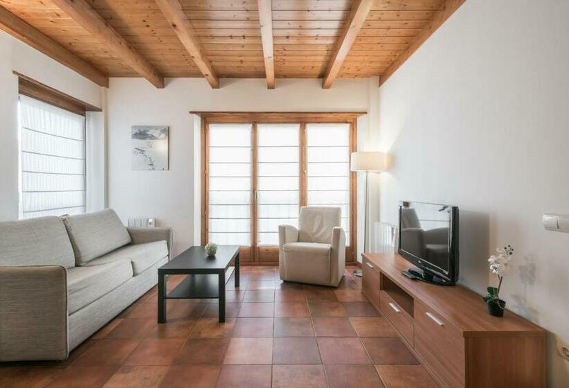 דירת חדר, Apartamentos Snö Mont Romies Unhola
