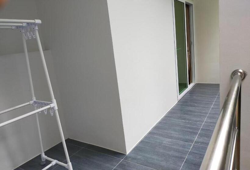 اتاق لوکس, Sea Sun Bungalow & Resort