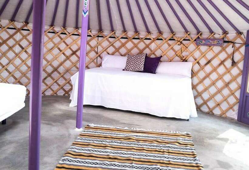 בקתה דלוקס, Wakana Lake Glamping