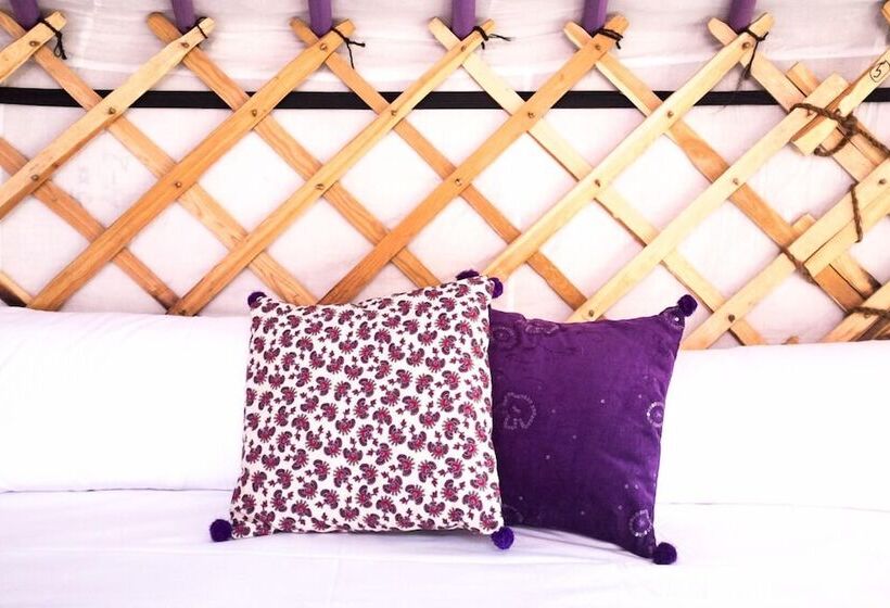 בקתה דלוקס, Wakana Lake Glamping