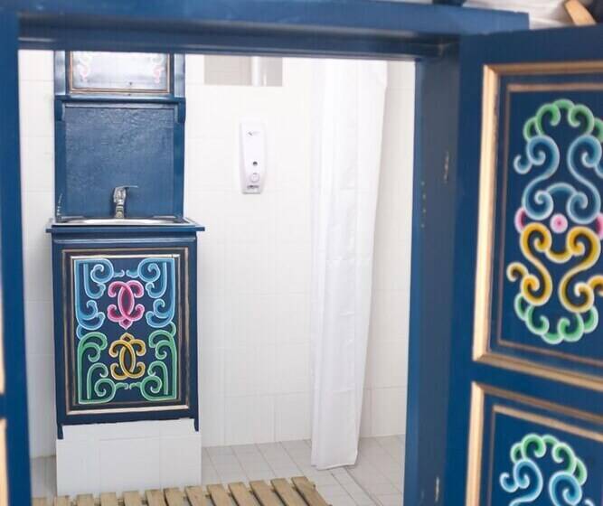 בקתה דלוקס, Wakana Lake Glamping