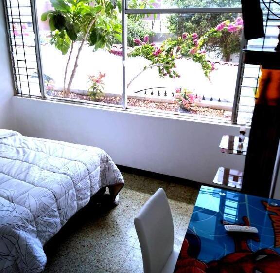 اتاق لوکس, Santa Victoria House