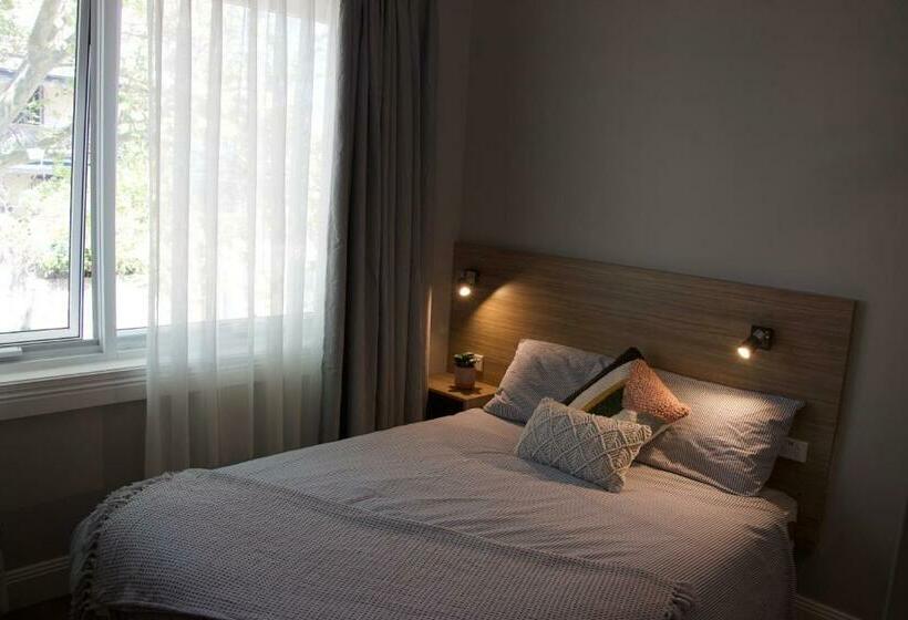 스탠다드 룸 공동 욕실, Carnarvon Lodge Kirribilli, Sydney