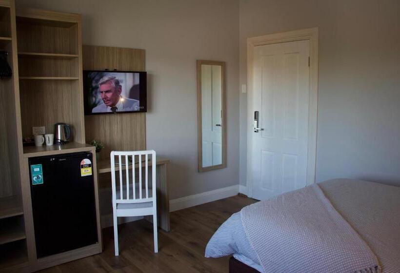 اتاق استاندارد یک تخته با سرویس بهداشتی مشترک, Carnarvon Lodge Kirribilli, Sydney