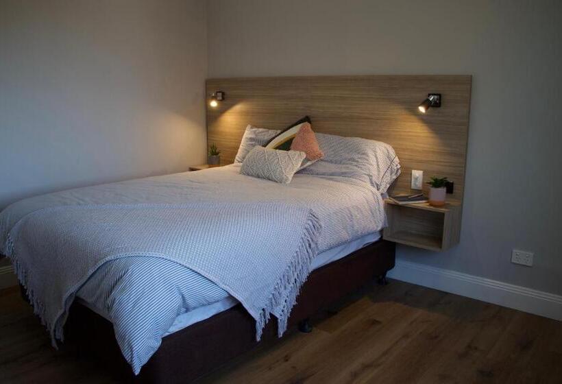 스탠다드 룸 킹사이즈 침대, Carnarvon Lodge Kirribilli, Sydney