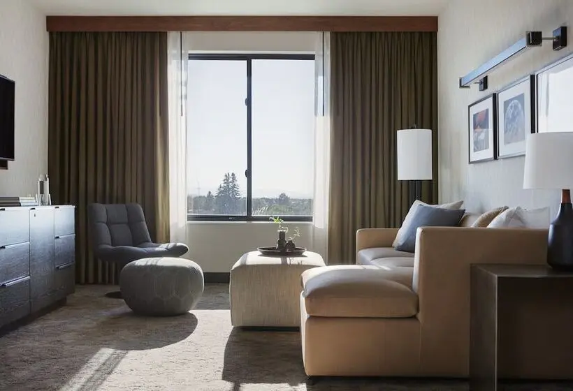 スイート, Kimpton   Armory Hotel Bozeman, An Ihg