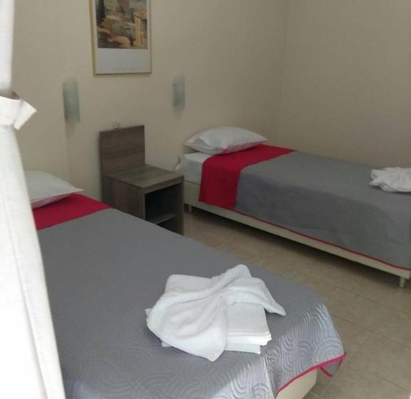 高级家庭房间, Simotel Ermis