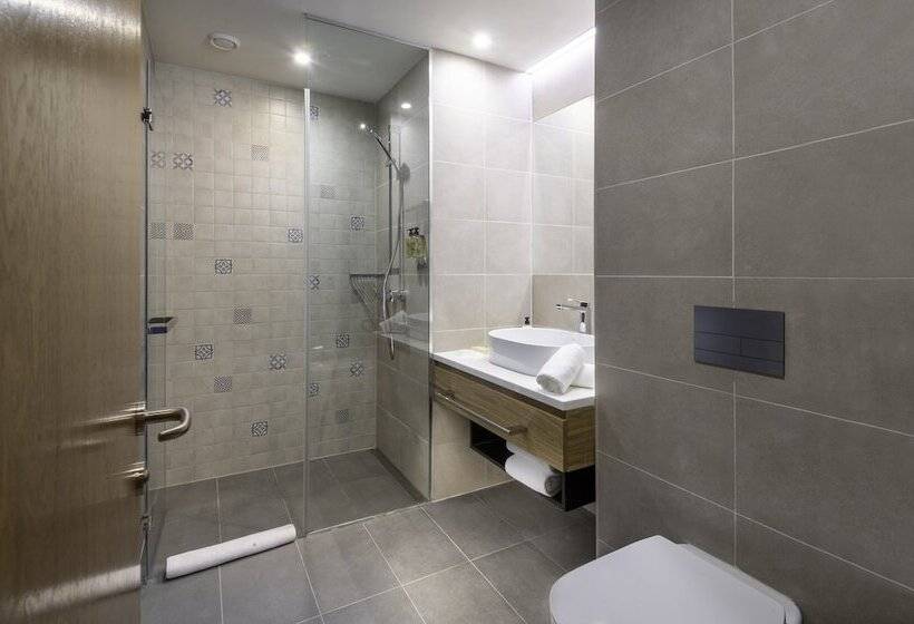 스탠다드 룸, Holiday Inn Yerevan Republic Square, An Ihg