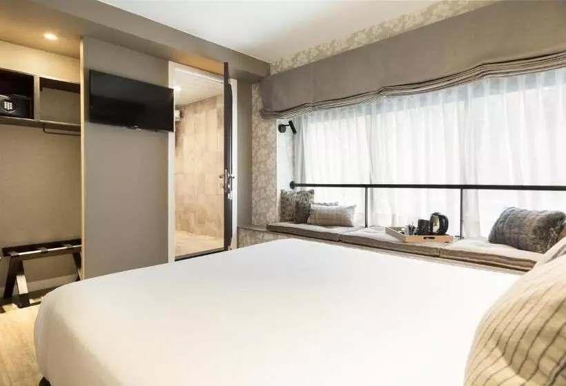 Habitació Estàndard, Acta Splendid