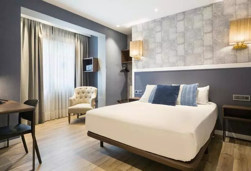 Habitació Estàndard, Acta Splendid