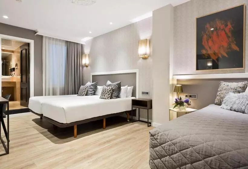 Habitació Superior, Acta Splendid