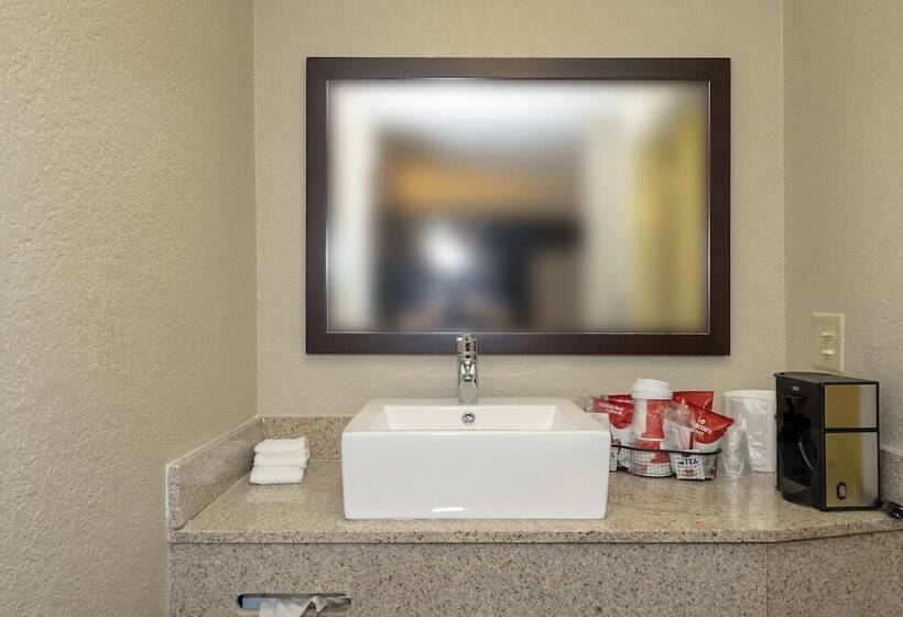 高级客房, Red Roof Inn Plus+ St. Augustine