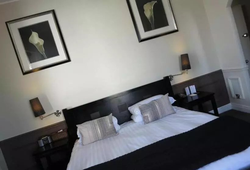 Suite, The Studley
