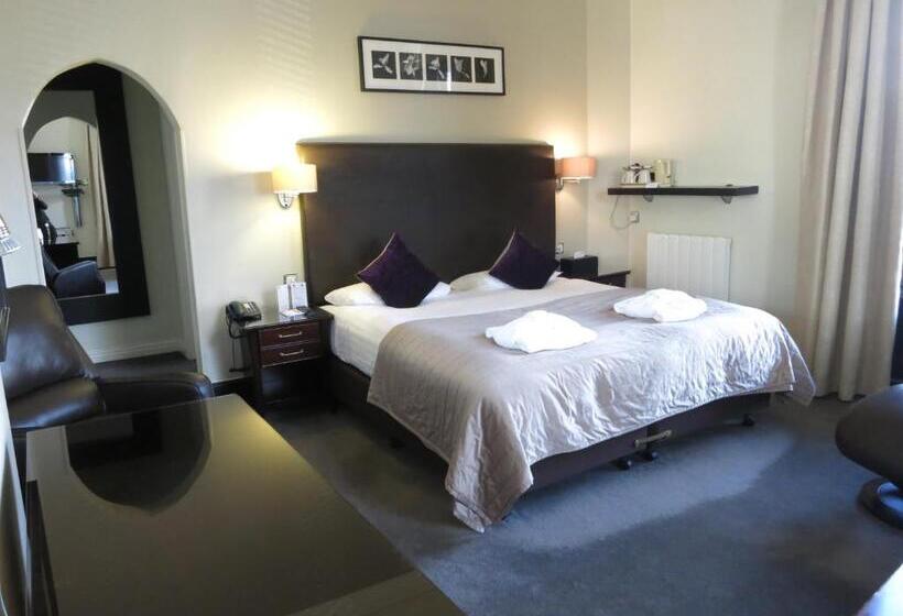 Номер Superior, The Studley