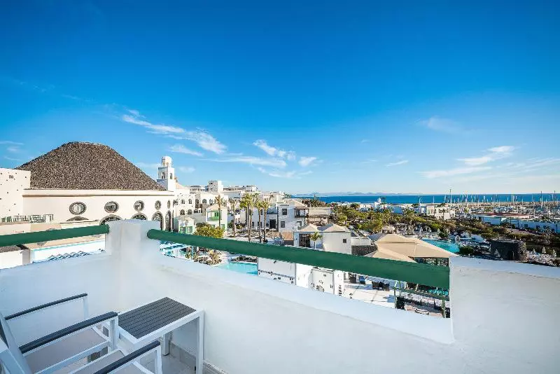 اتاق استاندارد با چشم‌انداز دریا, LIVVO Volcán Lanzarote
