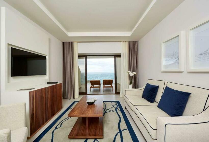 اتاق خانوادگی با چشمانداز دریا, Tivoli Carvoeiro