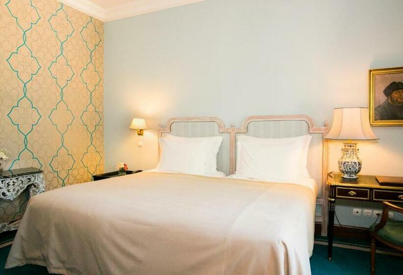 اتاق لوکس با چشمانداز باغ, Pestana Palace Lisboa Hotel & National Monument   The Leading Hotels Of The World