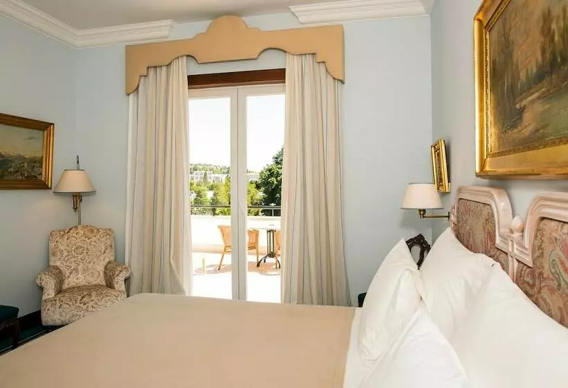 اتاق پریمیوم با چشم‌انداز باغ, Pestana Palace Lisboa Hotel & National Monument   The Leading Hotels Of The World