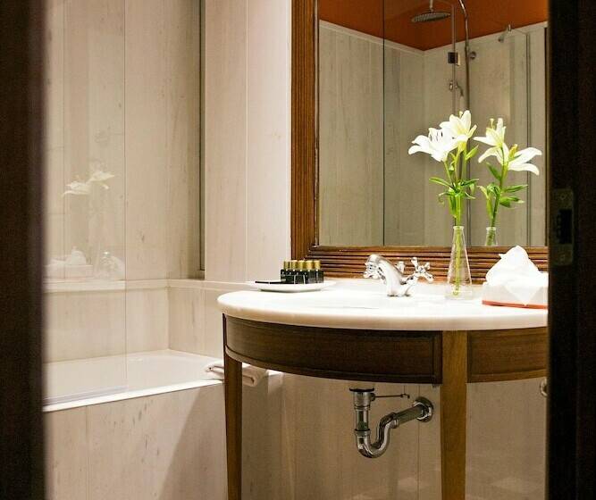 Quarto Premium Vista Jardim, Pestana Palace Lisboa Hotel & National Monument   The Leading Hotels Of The World