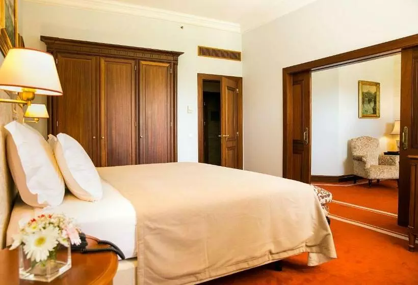 سوییت با چشم‌انداز باغ, Pestana Palace Lisboa Hotel & National Monument   The Leading Hotels Of The World