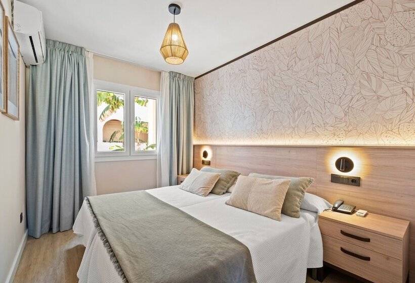 Suite Junior, Puente Real