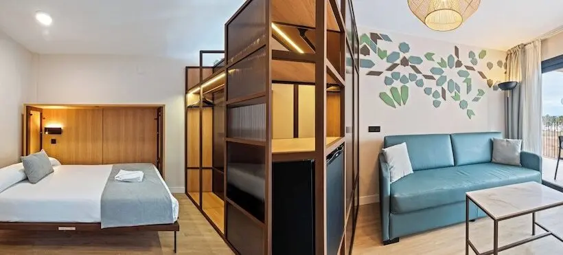 Suite Junior, Puente Real