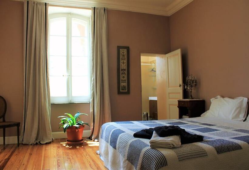 스탠다드 룸 킹사이즈 침대, B&b Coup De Coeur