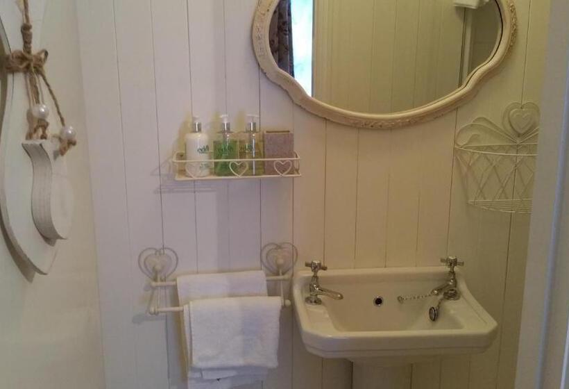 Номер Стандарт, Fairhaven