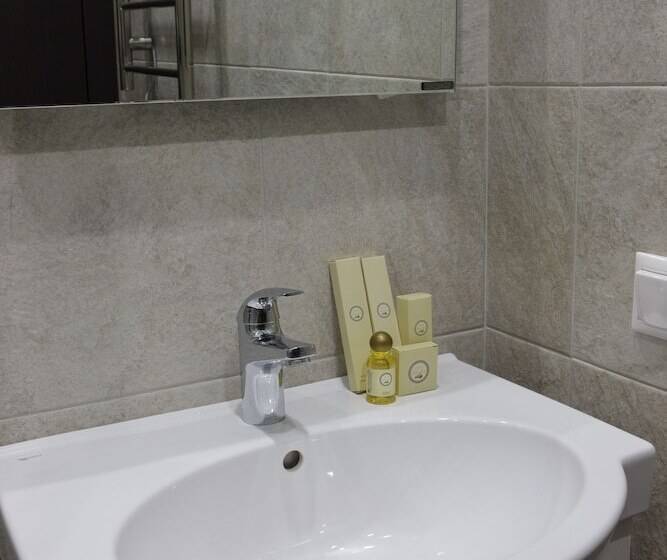 חדר דלוקס, Kanna