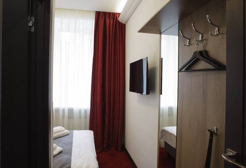 חדר בסיסי, Kanna