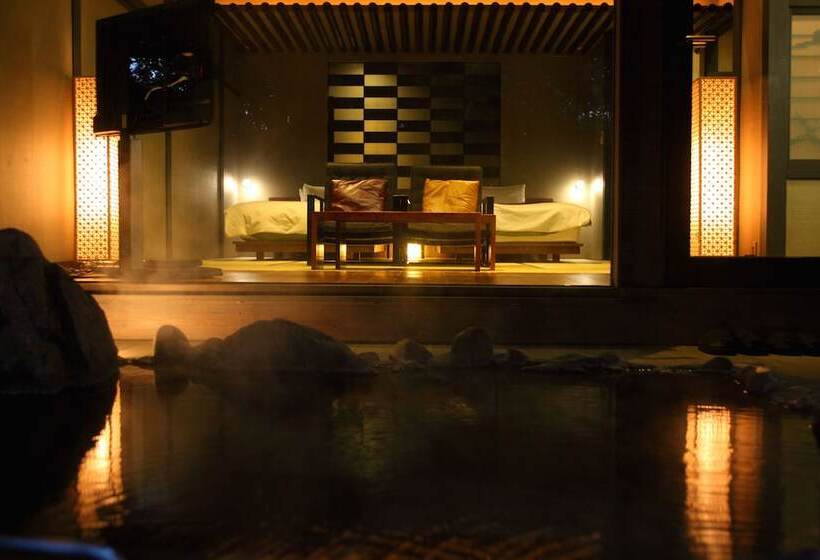 חדר סטנדרט לארבעה, Tetsuka Ryokan