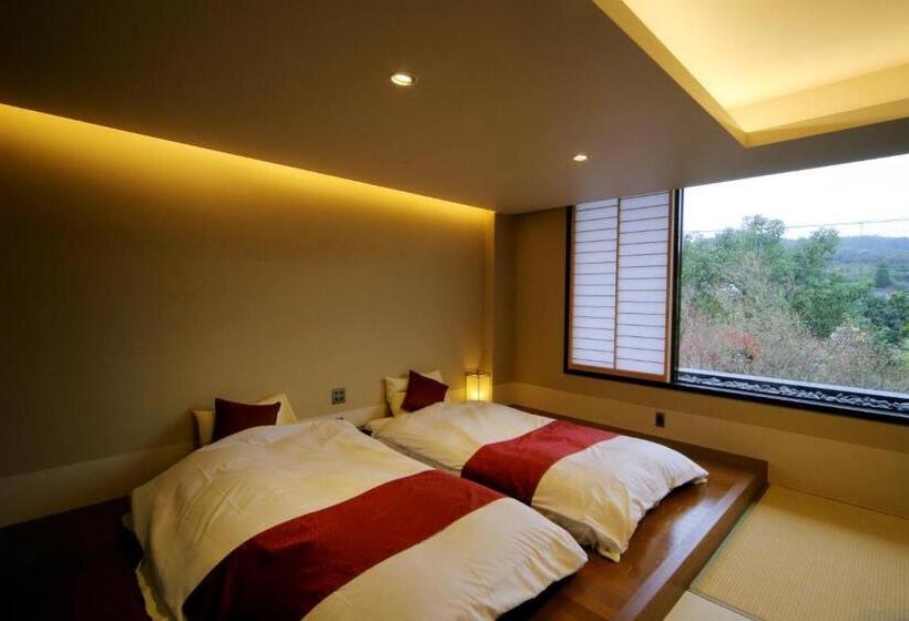 חדר בסיסי לשלושה, Tetsuka Ryokan