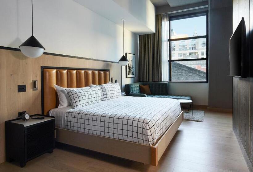 Номер Deluxe, Fitler Club