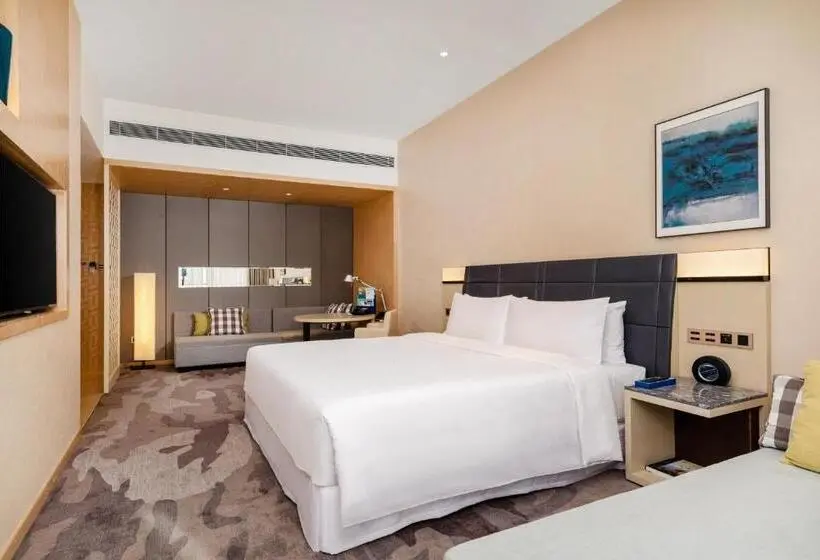 キングサイズベッドのデラックスルーム, Four Points By Sheraton Guangdong, Heshan