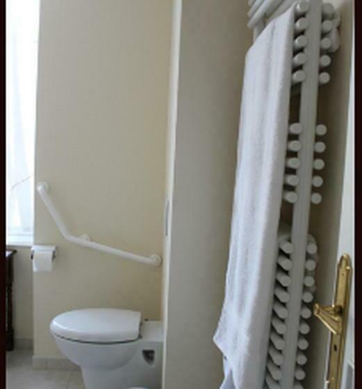 스탠다드 룸, Chambres D Hotes Chateau De Damigny