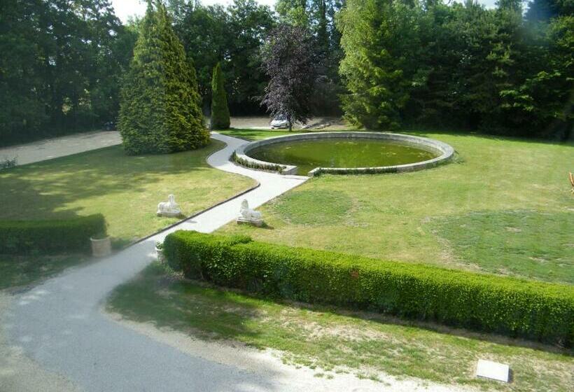 스위트, Chambres D Hotes Chateau De Damigny