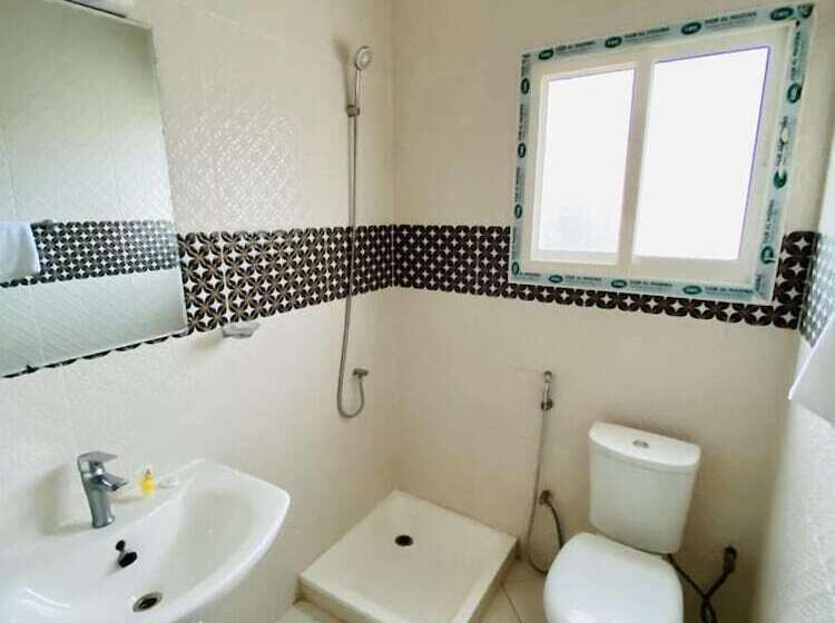 اتاق استاندارد با سرویس بهداشتی مشترک, City Guest By Citylife